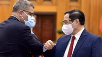 PM Chinh invited to attend COP26 in UK