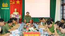 Bac Giang police urged to focus on force building work and administrative reforms