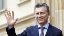 President of Argentina begins State visit to Vietnam