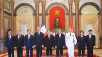 State leader receives new ambassadors