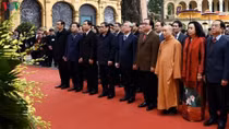 Leaders offer incense at Thang Long Royal Citadel