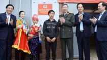 Hmong people thank Minister To Lam for support in building their homes