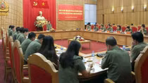 Deputy Minister Nguyen Van Son works with Department of Logistics