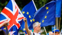 Brexit pressure rises, but UK government says no to second vote