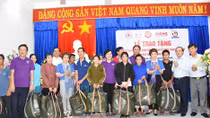 Thousands of fishermen provided with life jackets