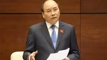 Lifetime employment to be removed: Prime Minister
