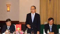 Ho Chi Minh City, Vientiane leaders hold talks
