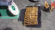 Cambodian major nabbed for smuggling gold into Vietnam