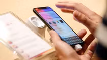 Apple to issue fix for iPhones, Macs at risk from 'Spectre' chip flaw
