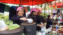 Taste of North West Vietnam diffuses in Fansipan flower village