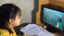 Hanoi televise lectures for school students amid COVID-19 