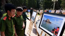 Photo exhibition features vitality of Truong Sa archipelago