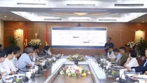 Seminar discusses development of 5G chipsets, network devices