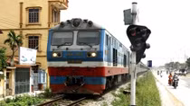 Gov't considers giving Vietnam Railways back to Transport Ministry