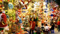 Vietnamese goods dominate Christmas market