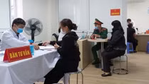 Vietnam begins phase 2 of local COVID-19 vaccine trials