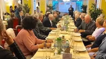 Former Russian military experts in Vietnam meet