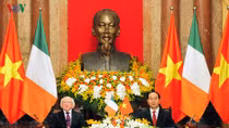 In pictures: Welcome ceremony for Irish President