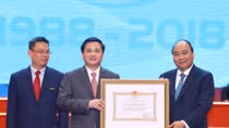 PM requests VietinBank to boost transparency, financial capacity