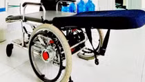 Vietnamese college lecturers build multi-purpose wheelchairs for disabled people