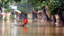 Heavy rains to continue lashing Vietnam as another storm looms
