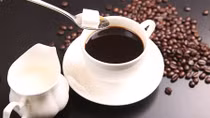 If you suffer from kidney disease, that extra cup of coffee may extend your life