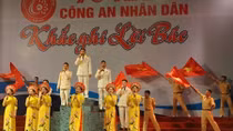 Great moments of the Art Program "70 Years of Public Security Forces Following Uncle Ho's Teachings"