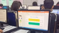 Hanoi schools organize online classes amid nCoV