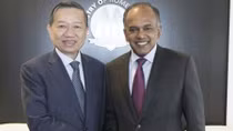 Vietnam - Singapore beef up cooperation on security and crime prevention 