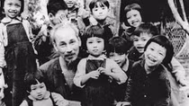 Uncle Ho’ great love for Vietnamese children in pictures