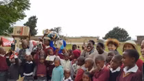Vietnamese delegation offers gifts to children in Lesotho