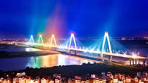 Hanoi to turn Nhat Tan Bridge into art with new lighting