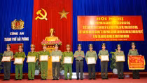 Hai Phong Police build image of the brave and humane police officer to serve the people 