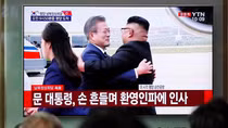 Leaders of two Koreas meet for high-stakes summit with nuclear talks in jeopardy