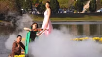 Fashion show honors Vietnamese silk