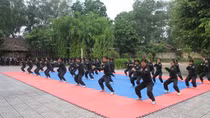 Tay Ninh policewomen in charge of security disturbances take part in training session 