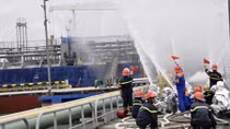 Fire Prevention and Rescue drill held at Ha Long Oil Terminal