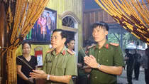 Nghe An police visit family of police officer who died in fight against criminals