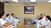 Vietnamese, Cuban parties boost information-education cooperation