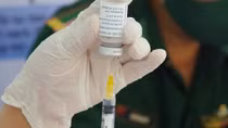 Tay Ninh border soldiers receive COVID-19 vaccine shots