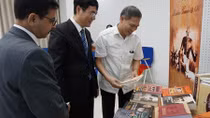 Embassy of India gifted books to the National Library of Vietnam 