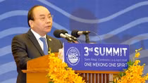 PM Phuc underscores rational and sustainable use of water resources of Mekong River