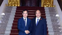 PM urges Samsung Vietnam to expand operation