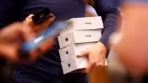 Students accused of cheating Apple out of nearly $1m in fake iPhone scheme