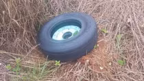 Nose wheel of Vietjet plane with landing problem found
