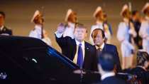 U.S President Donald Trump lands in Hanoi for meeting with DPRK Chairman Kim Jong Un