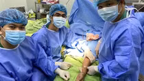 Doctors successfully reconnect man’s hand in emergency surgery
