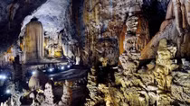 Thien Duong Cave sets Asian record for unique stalactites, stalagmites