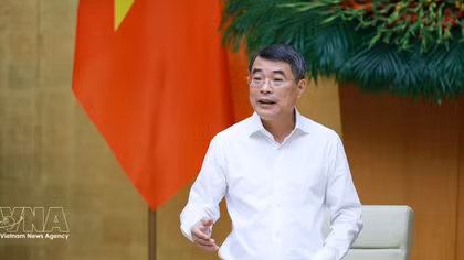 PM sets August 10 deadline for follow-up plans to Party Central Committee's resolutions