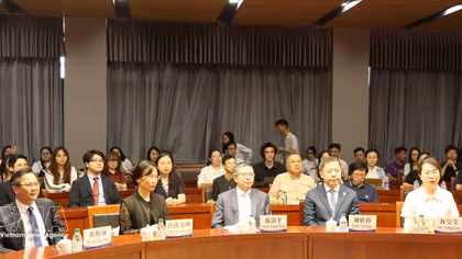 Vietnam-China youth exchanges highlighted at cultural, tourism, education event